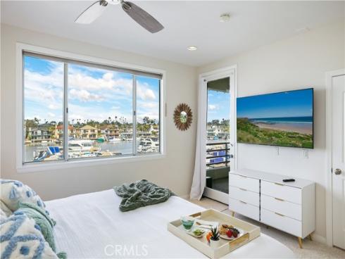 4165  Warner  202  Avenue, Huntington Beach, CA