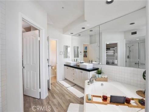 4165  Warner  202  Avenue, Huntington Beach, CA