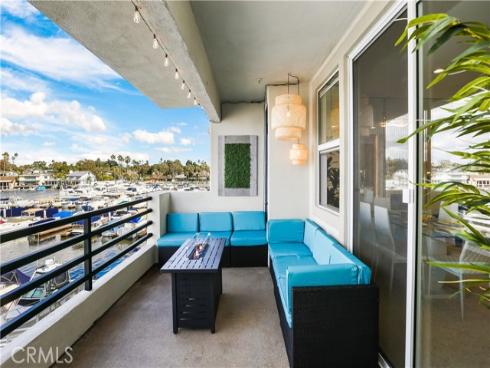 4165  Warner  202  Avenue, Huntington Beach, CA