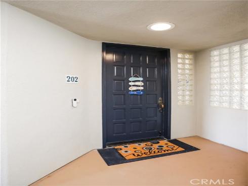 4165  Warner  202  Avenue, Huntington Beach, CA