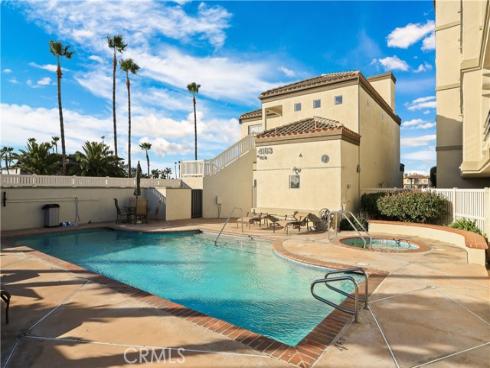 4165  Warner  202  Avenue, Huntington Beach, CA