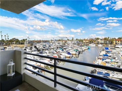 4165  Warner  202  Avenue, Huntington Beach, CA