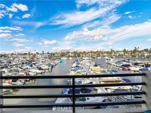 4165  Warner  202  Avenue, Huntington Beach, CA