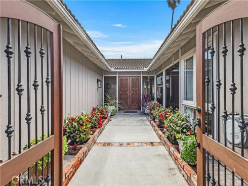 4232  Calhoun   Drive, Huntington Beach, CA