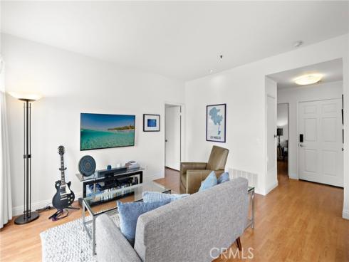 17641  Sergio  203  Circle, Huntington Beach, CA