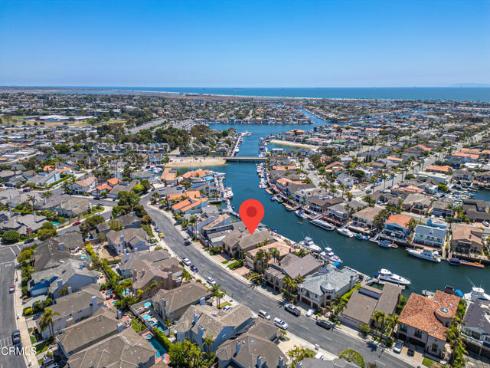 16181  Santa Barbara   Lane, Huntington Beach, CA