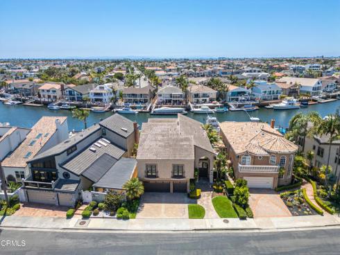 16181  Santa Barbara   Lane, Huntington Beach, CA