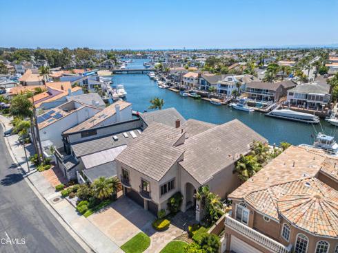 16181  Santa Barbara   Lane, Huntington Beach, CA