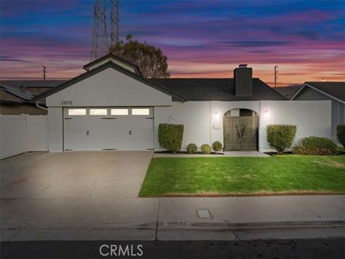 21072  Galbar   Circle, Huntington Beach, CA