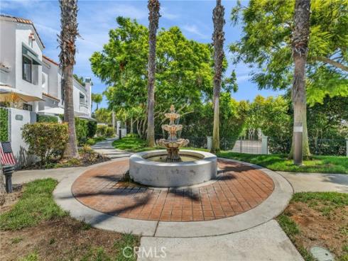 19562  Pompano Lane  108 , Huntington Beach, CA