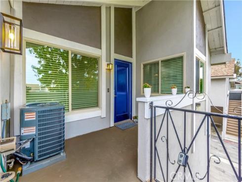 6672  Sun  B  Drive, Huntington Beach, CA