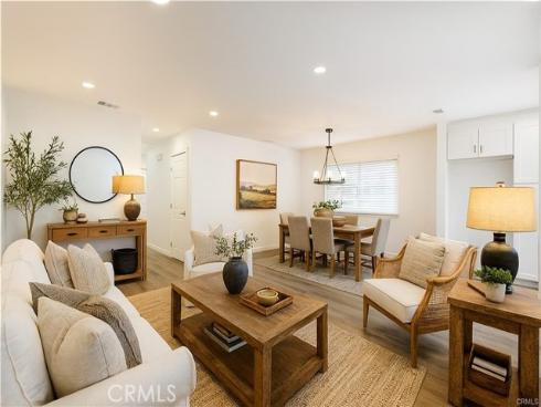 6672  Sun  B  Drive, Huntington Beach, CA