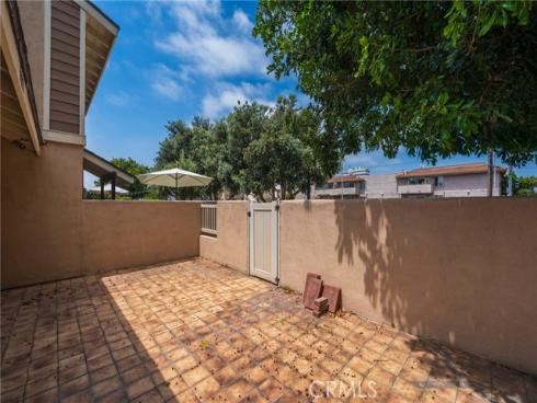7921  Nomad   Circle, Huntington Beach, CA