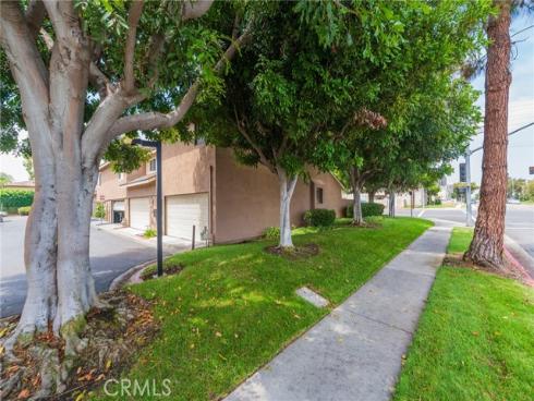 7921  Nomad   Circle, Huntington Beach, CA