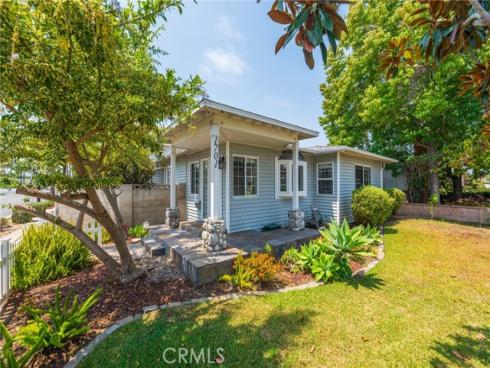 1701  Lake   Street, Huntington Beach, CA