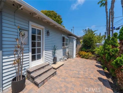 1701  Lake   Street, Huntington Beach, CA