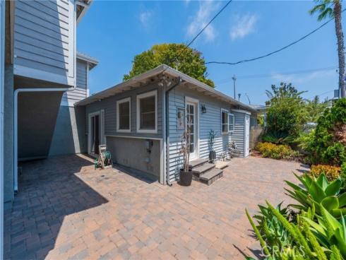 1701  Lake   Street, Huntington Beach, CA