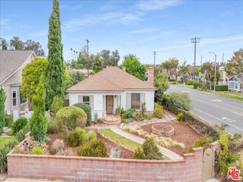 949  10th   Street, Huntington Beach, CA