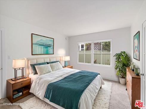 949  10th   Street, Huntington Beach, CA