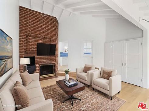 949  10th   Street, Huntington Beach, CA