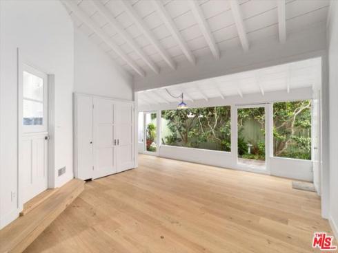 949  10th   Street, Huntington Beach, CA