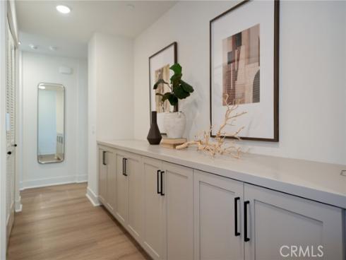 414  Main  400 , Huntington Beach, CA