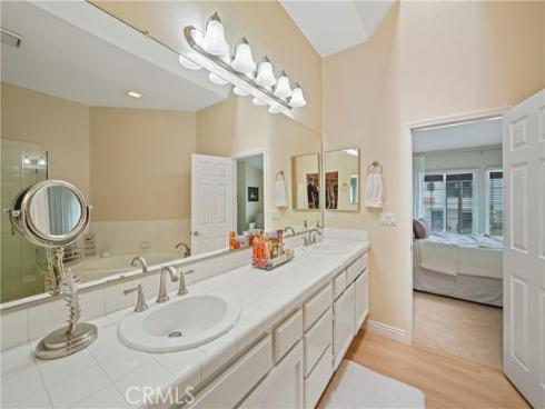 19581  Pompano Ln  107 , Huntington Beach, CA