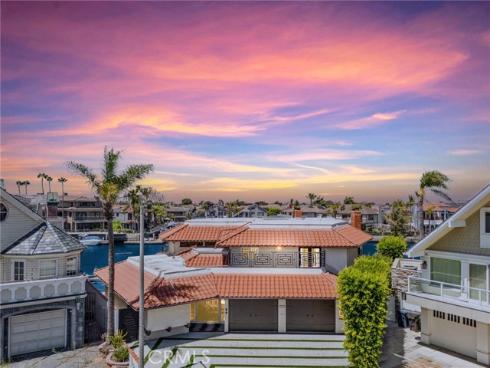16352  Maruffa Circle  , Huntington Beach, CA