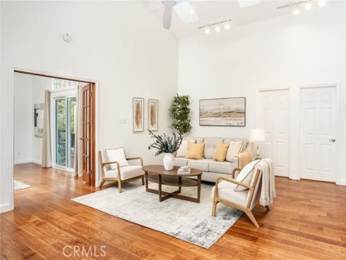 118  Adams   Avenue, Huntington Beach, CA