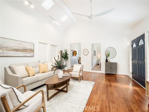 118  Adams   Avenue, Huntington Beach, CA