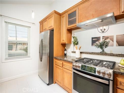 118  Adams   Avenue, Huntington Beach, CA