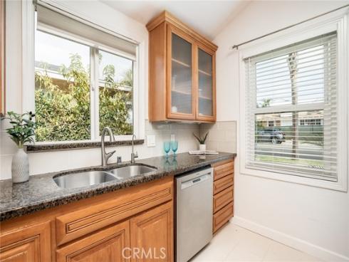 118  Adams   Avenue, Huntington Beach, CA