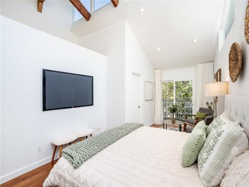 118  Adams   Avenue, Huntington Beach, CA