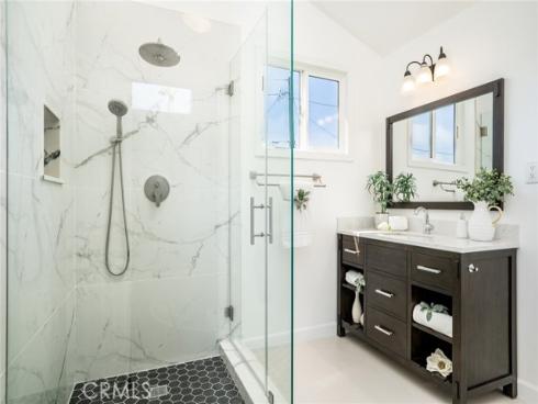 118  Adams   Avenue, Huntington Beach, CA