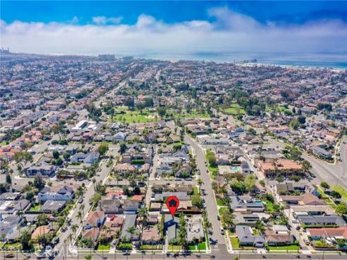 118  Adams   Avenue, Huntington Beach, CA