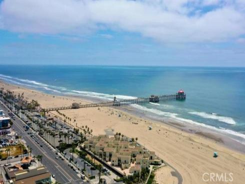 15072  Sussex   Circle, Huntington Beach, CA