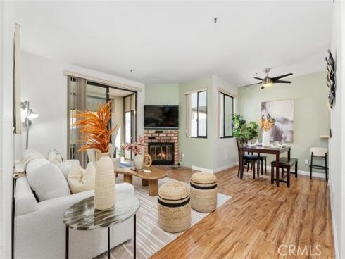 17722  Sergio Circle  CI104 , Huntington Beach, CA