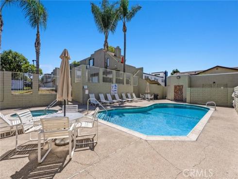 17722  Sergio Circle  CI104 , Huntington Beach, CA