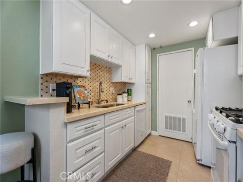 17722  Sergio Circle  CI104 , Huntington Beach, CA