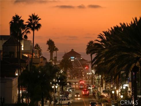 414  Main  420  Street, Huntington Beach, CA