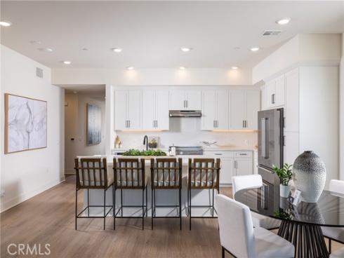 414  Main  420  Street, Huntington Beach, CA