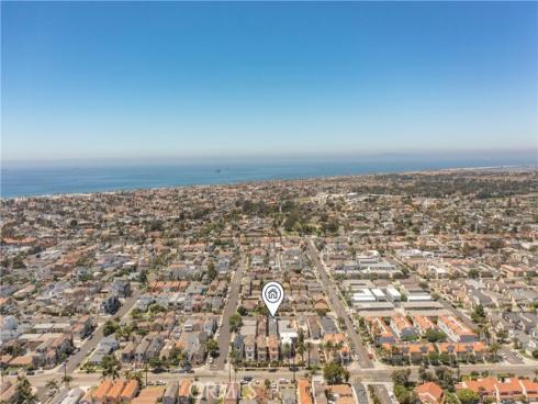 1208  California   Street, Huntington Beach, CA