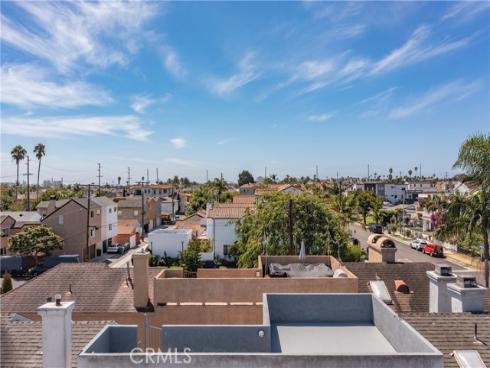 1208  California   Street, Huntington Beach, CA