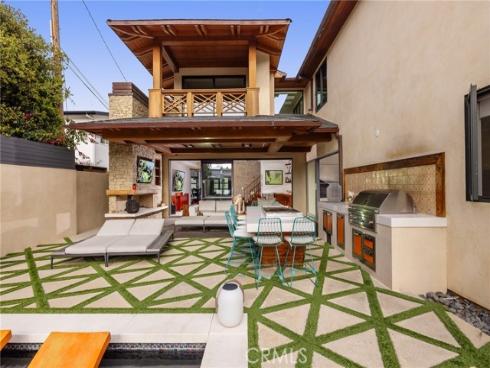 1112  Park   Street, Huntington Beach, CA