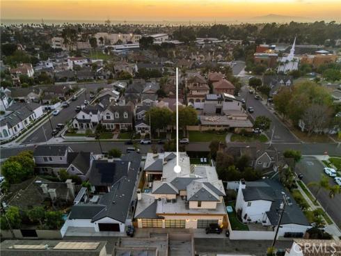 1112  Park   Street, Huntington Beach, CA