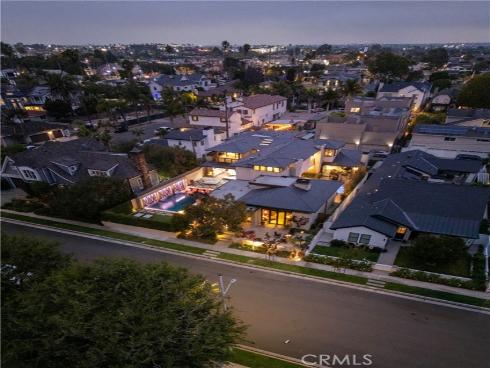 1112  Park   Street, Huntington Beach, CA