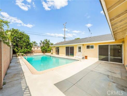 20401  Somerville   Lane, Huntington Beach, CA