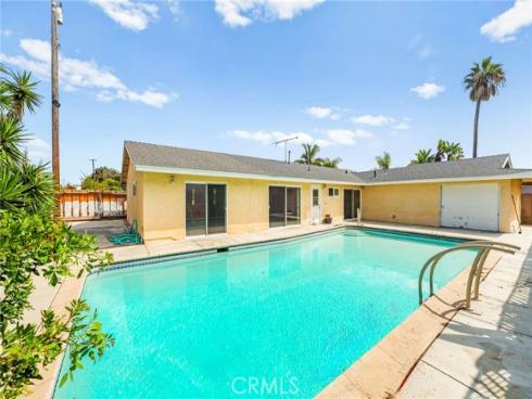 20401  Somerville   Lane, Huntington Beach, CA