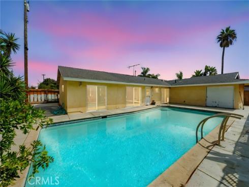 20401  Somerville   Lane, Huntington Beach, CA