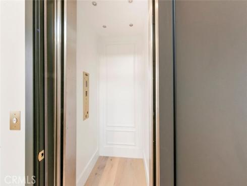 521  12th   Street, Huntington Beach, CA